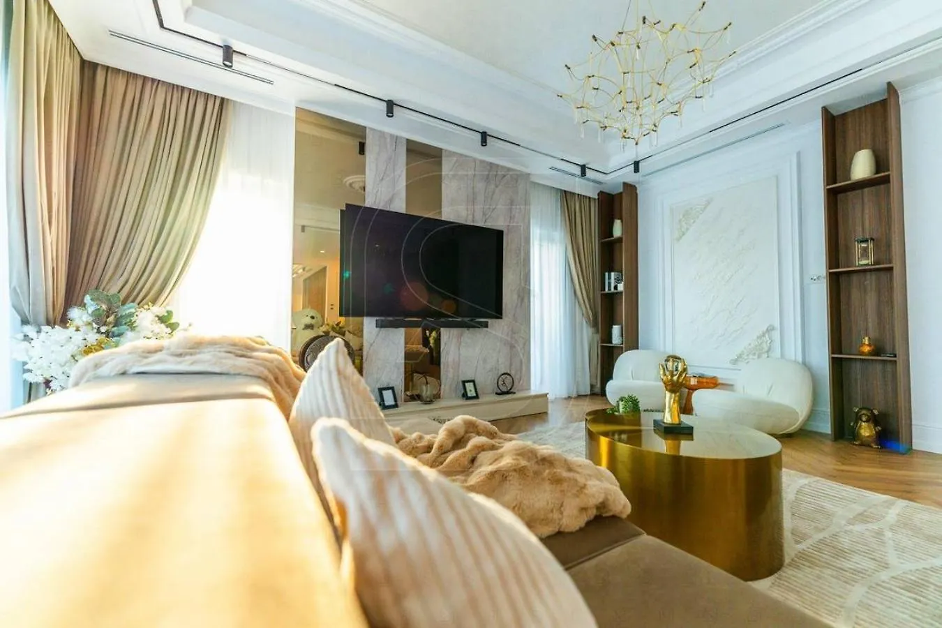Supernova By Kristal Collection Apartment Bucharest
