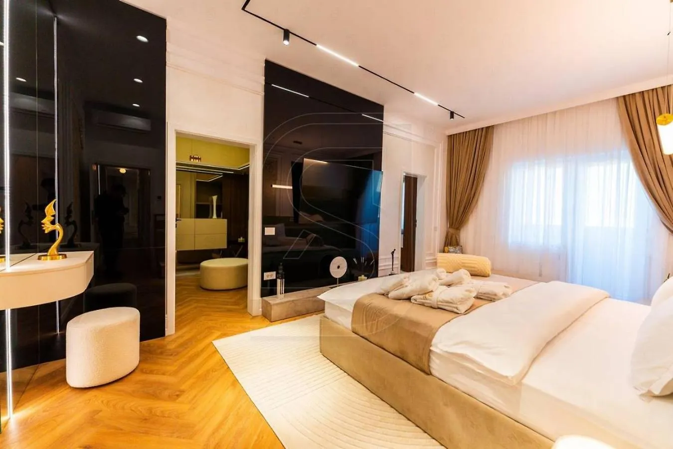 Supernova By Kristal Collection Apartment Bucharest
